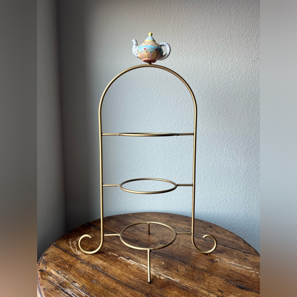 Vintage Mackenzie-childs 1988 3-Tier Metal Plate Stand with teapot finial on top